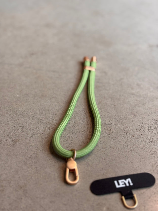 LEY! Schlüsselanhänger Olivgrün