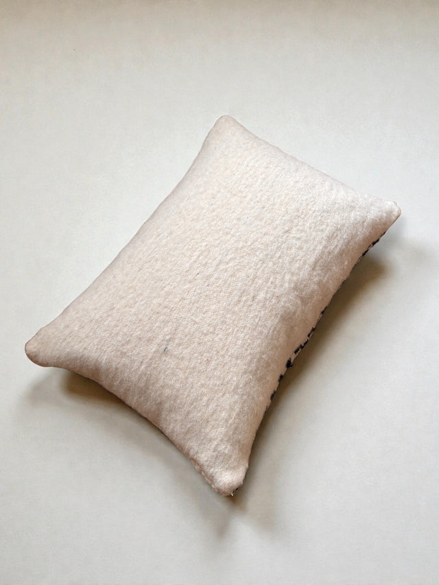 Heritage Line Kissen - schwarz - 40 x 60 cm