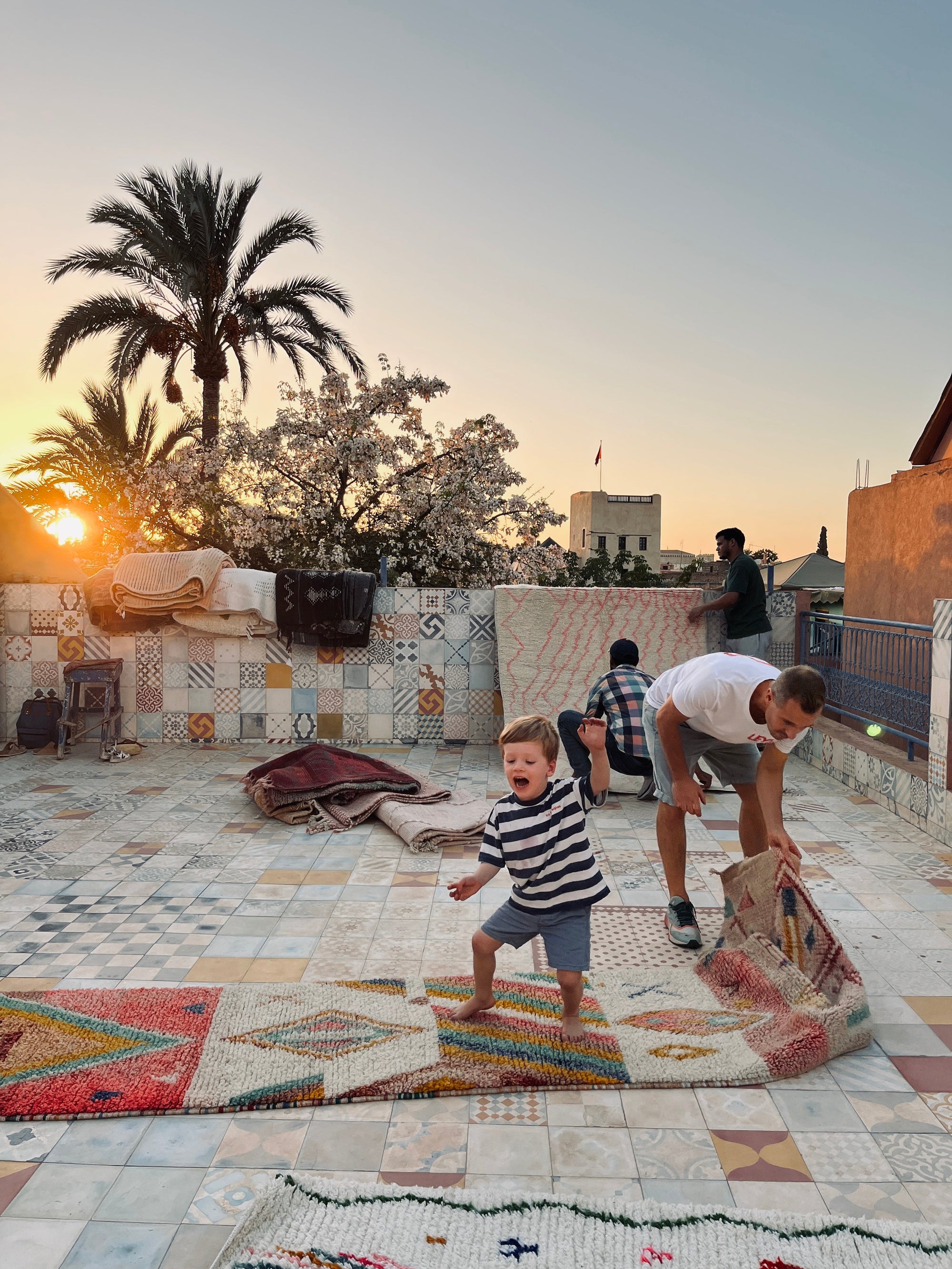 Ley-marraksch-Sonnenuntergang-Dachterrasse