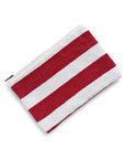 Die LEY! Tasche - Stripe Line "Symia" (20x30cm) hat horizontale rote und weiße Streifen und ist auf weißem Hintergrund abgebildet.