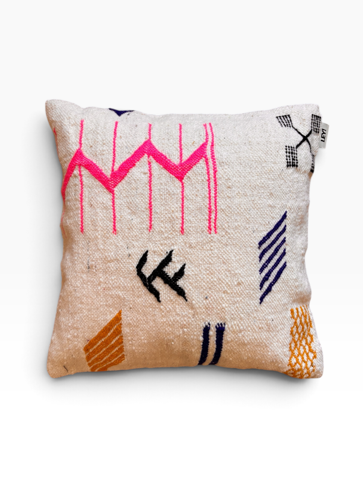 LEY! Kissen – Colorful Line, 50 x 50 cm, von LEY! mit bunten Linienmustern auf beigem Hintergrund.