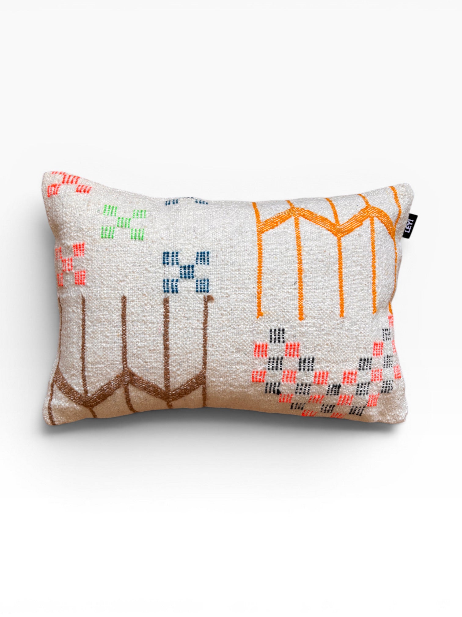 LEY! Kissen - Colorful Line 40 x 60 cm: geometrische Stickerei, handgefertigt in Marrakesch, von LEY!.