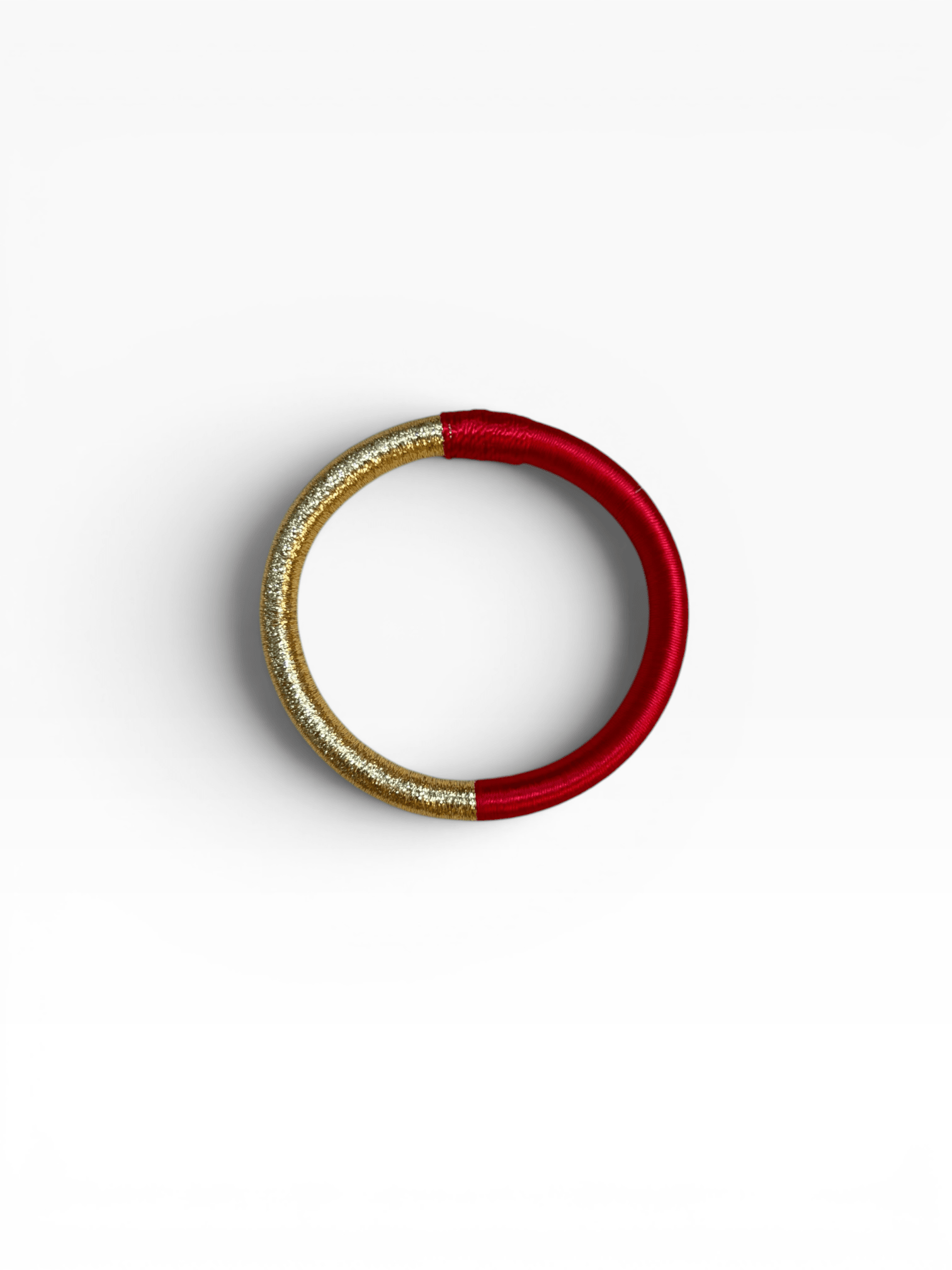 Der Armreif „Mirama“ von LEY! in Rotgold – marokkanisch inspiriert, handgefertigt, das perfekte Geschenk.