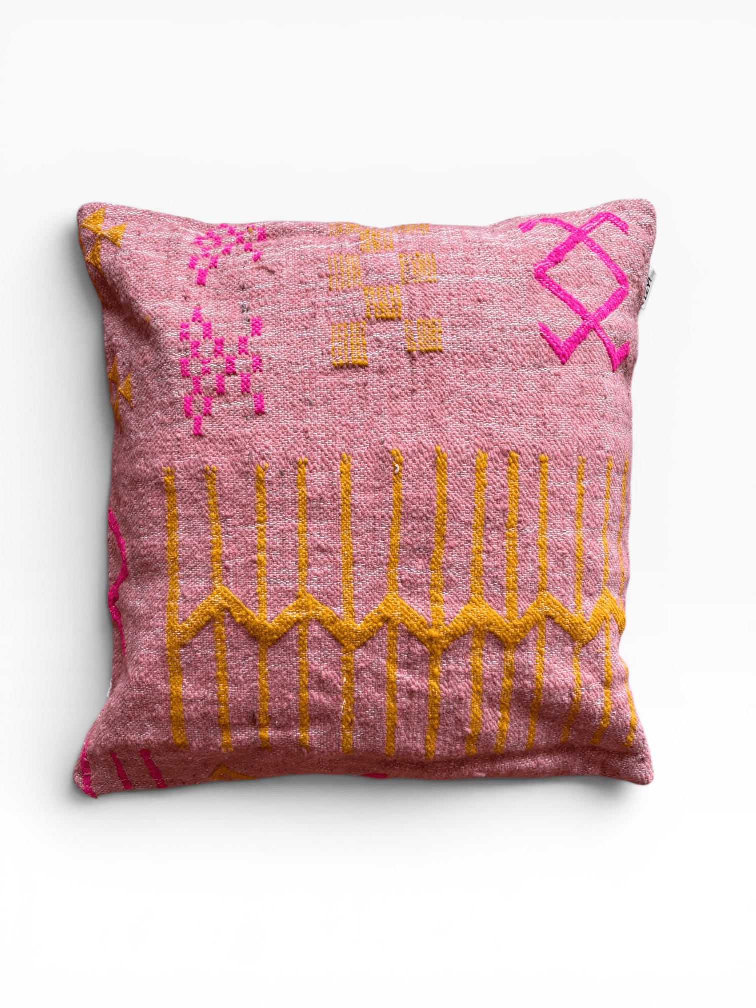 LEY! Kissen – Colorful Line Terracotta, 60 x 60 cm, rosa mit gelb-rosa Stickerei von LEY!, handgefertigt in Marrakesch.