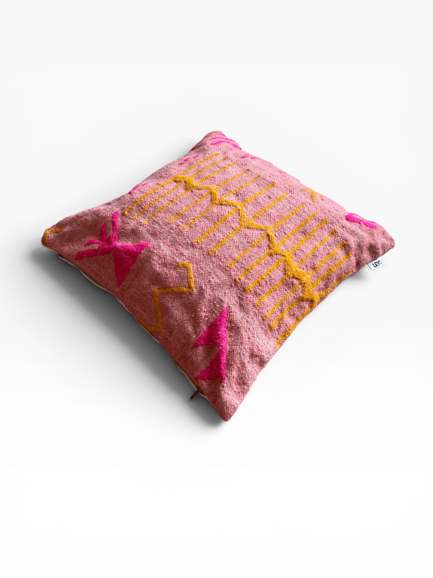 LEY! Kissen – Colorful Line – Terracotta Edition 60 x 60 cm, inspiriert von Handarbeit aus Marrakesch.