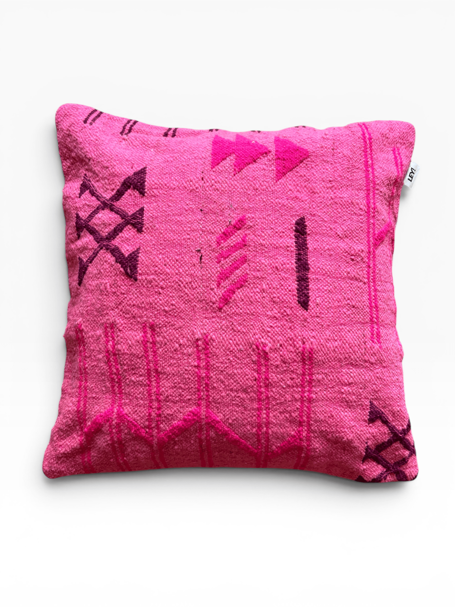 LEY! Kissen – Colorful Line Pink Edition 60 x 60 cm: leuchtendes Pink mit dunkelrosa und violetten geometrischen Mustern.