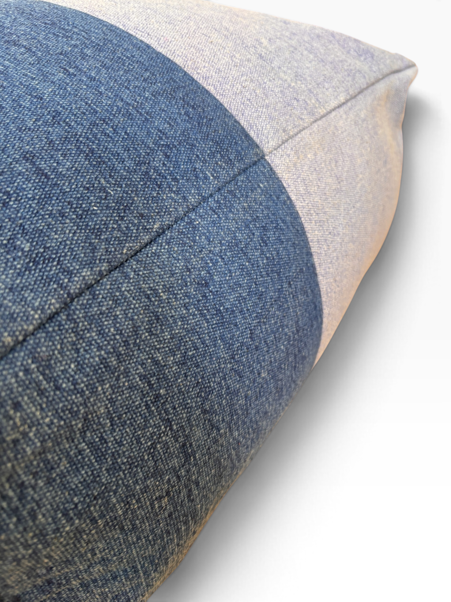 Bodenkissen - Bold Line - Nila