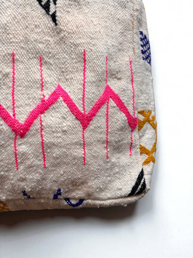 LEY Bodenkissen - colorful - Uma