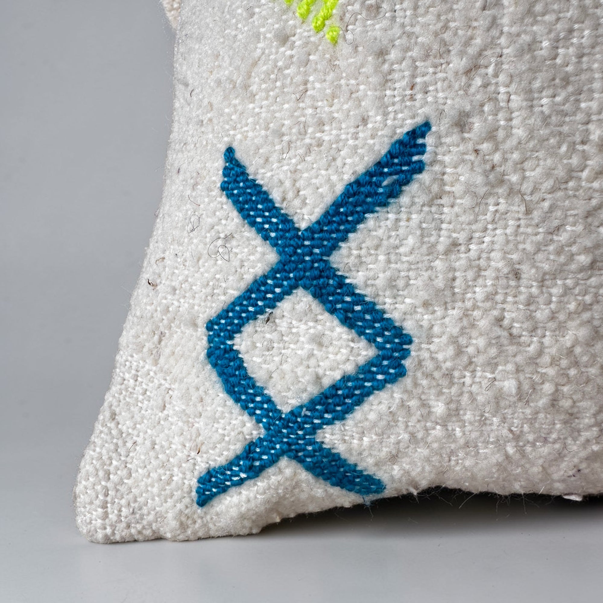 LEY! Kissen - Colorful Line - 40 x 40