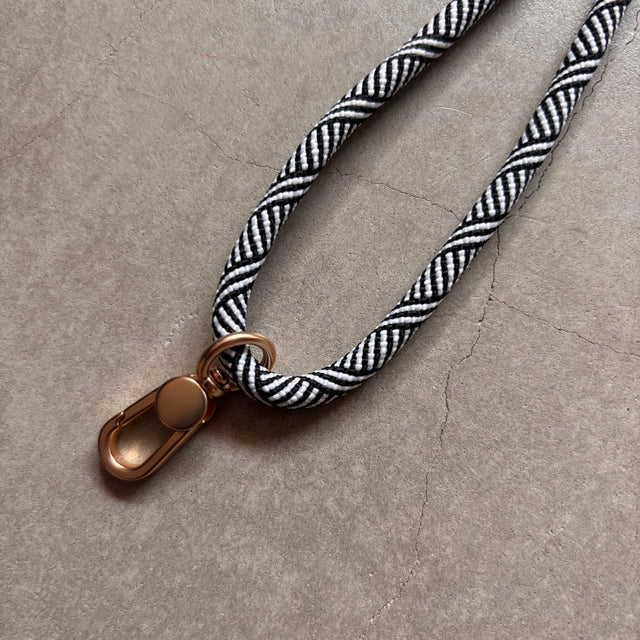 LEY! Schlüsselanhänger Schwarz-weiß